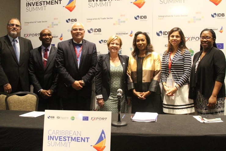 pictured from left:  Mr. Jose Matto, Hemispheric Congress/Executive Director, Latin Chamber of Commerce of USA Mr. McHale Andrew, President, CAIPA Mr. Mario Umana, Lead Specialist, Integration and Trade Sector, IDB Ms. Mercy Saladriga, Vice President