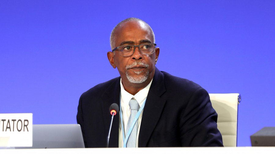 Hugh-sealy