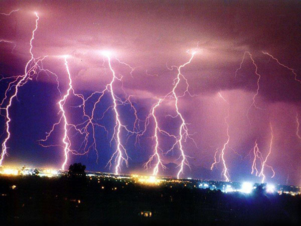Lightning-Strikes