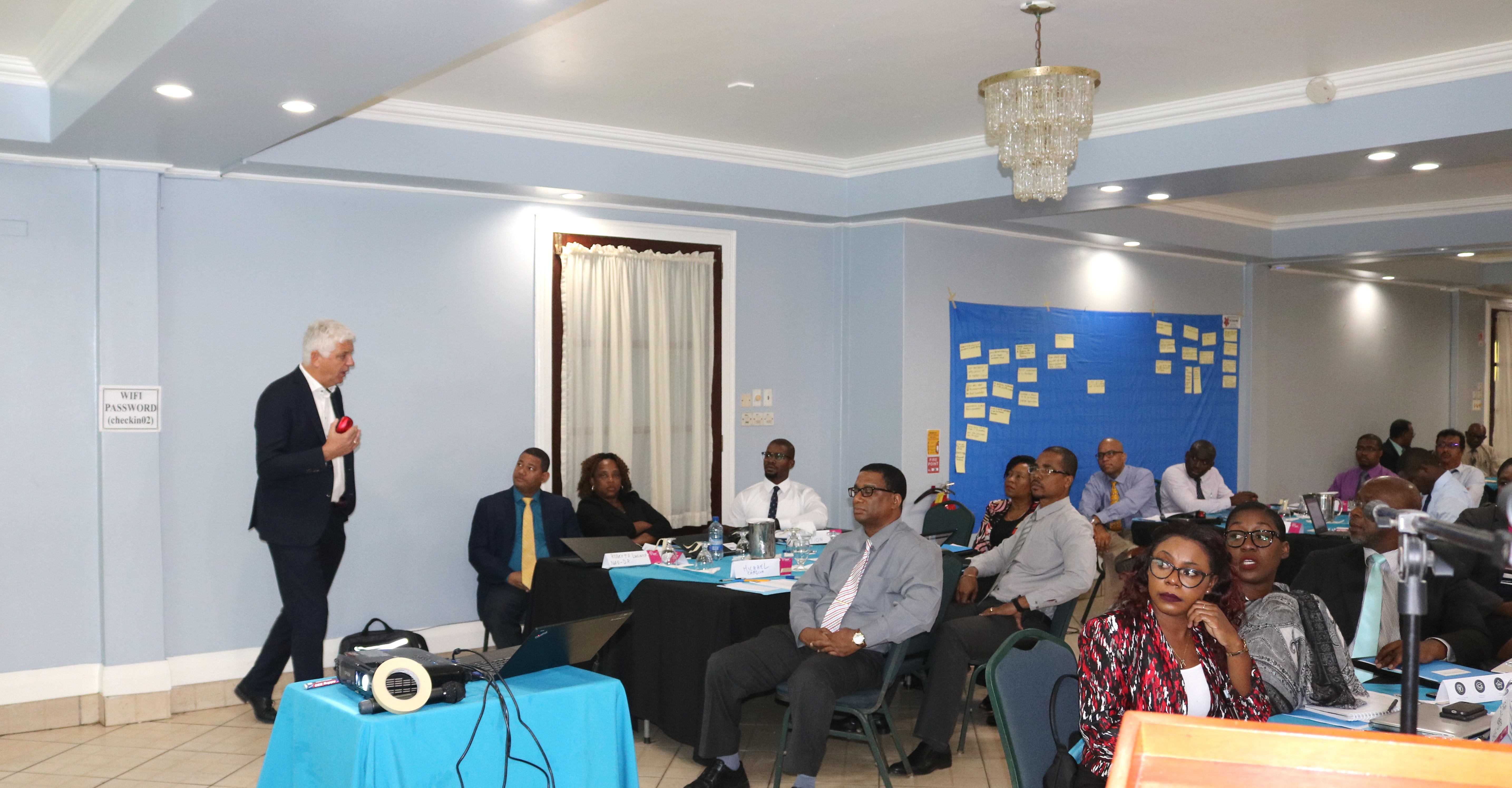 Participants pay keen attention 0