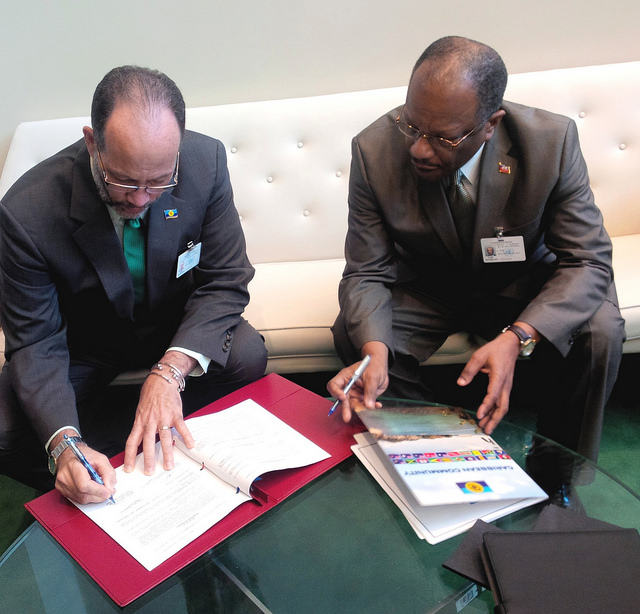 Haiti-signing