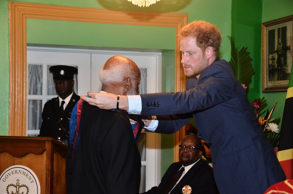 Prince-harry-sir-lawrence 112416