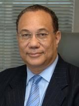 Dr Richard Bernal