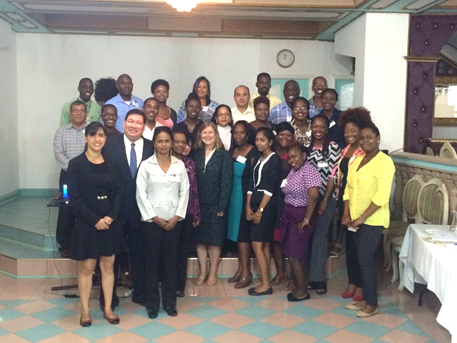 A group photo with the lecturers and participants