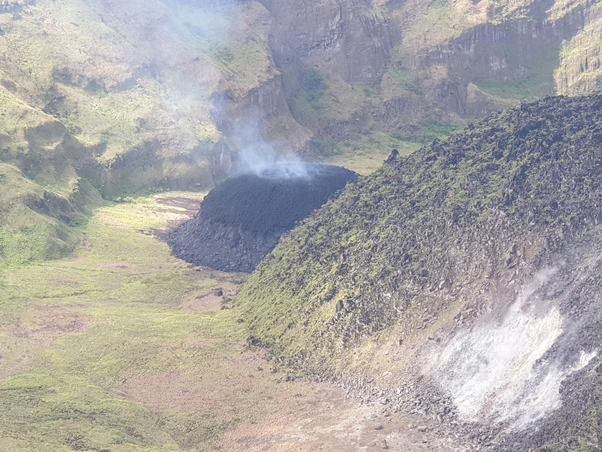 svg-la-soufriere