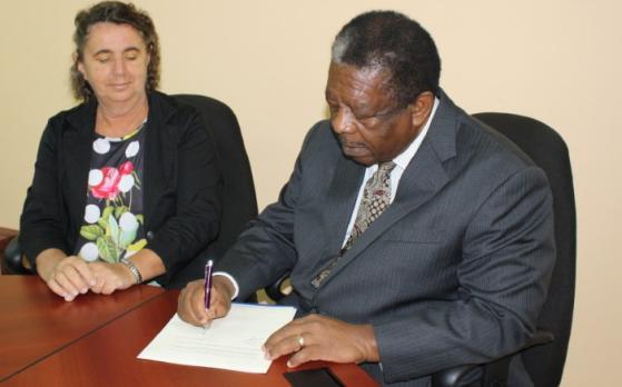Ccj-signing-may-2016