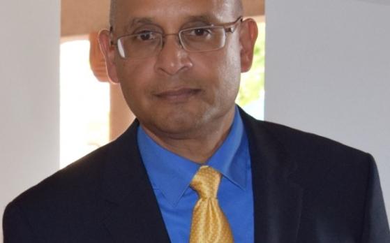 CEO of CROSQ Secretariat, Mr. Deryck Omar.