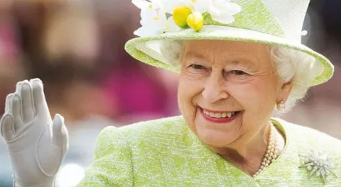queen-elizabeth-11